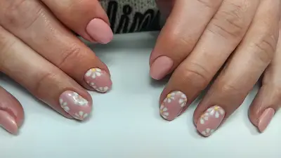 PD NAILS Beauty center & shop