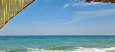 Beach Bar Trizdhi