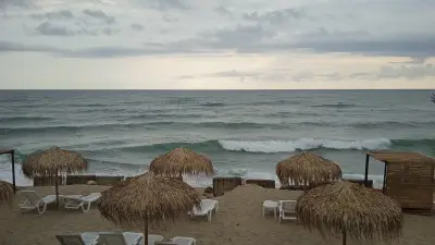 Beach Bar Trizdhi