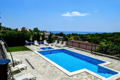 Boutique Villa Gioia del Sole with Salty Heated Pool