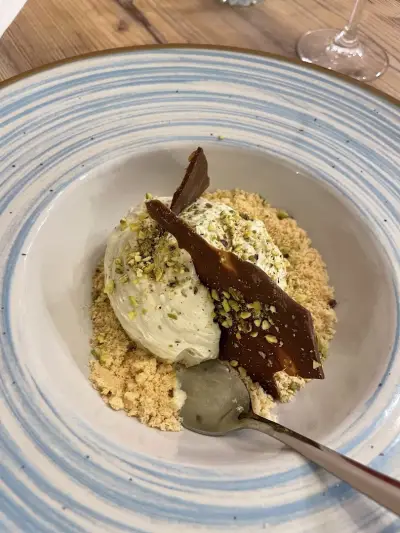 Чоткин Italian food