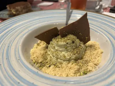 Чоткин Italian food