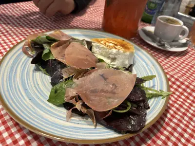 Чоткин Italian food