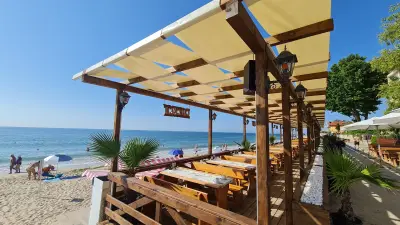 Хотел Аура / Hotel Aura