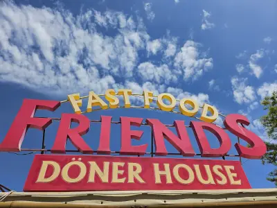 Fast Food Friends