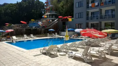 Дилов Апартаменти в Ялта комплекс