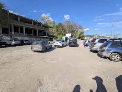 Плажен паркинг Двореца / Beach Parking Dvoretsa