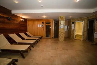 Уелнес Център Реджина Мария