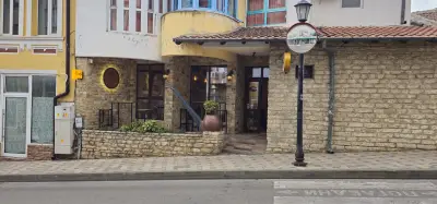 Малеви & Molloy's