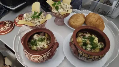 Кафе "Белый попугай" Солнечный Берег