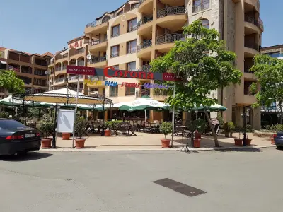 Corona Pacific restaurant & bar