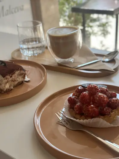 Berloga Art Coffee Shop