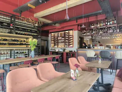 social bar