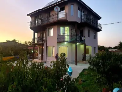 Black Sea Pearl