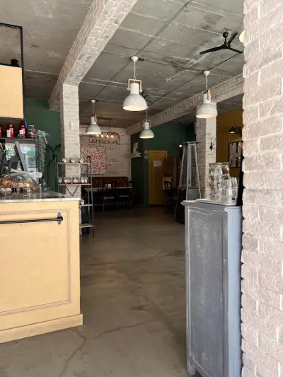 Retro Cafe