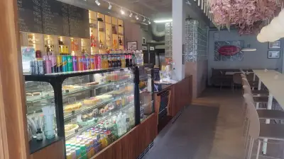 Retro Cafe