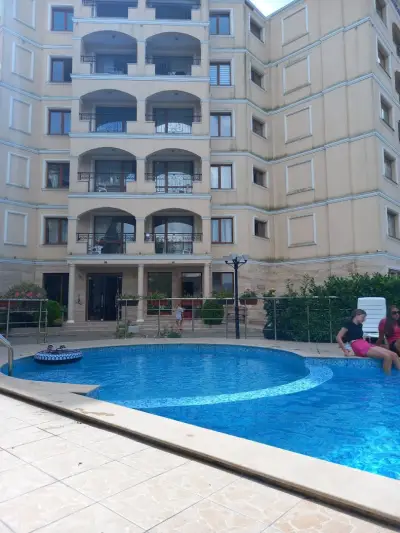 Seasons 3 Apartment