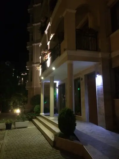 Seasons 3 Apartment