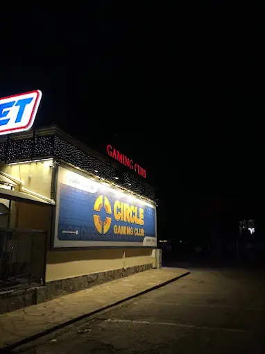 Circle gaming club