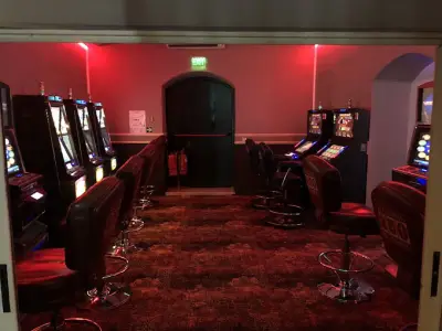 Circle gaming club