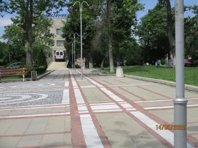 Бивша поликлиника