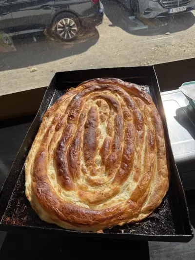 Баница Льомам
