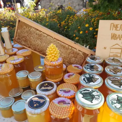 Мед и пчелни продукти Иван Гешев ( Organic Raw Honey)