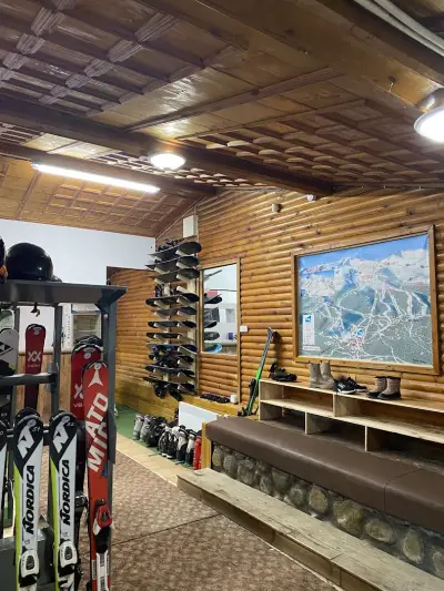 Snowshoe Ski School & Rental