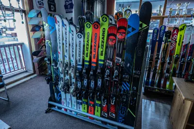 Iceberg Ski School & Rent