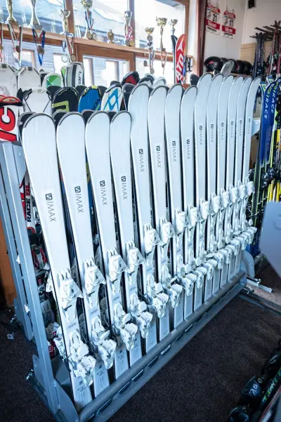 Iceberg Ski School & Rent
