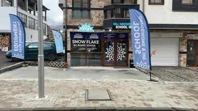 Snowflake ski school