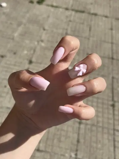 Aya Lazura - Nail Care&Nail Art