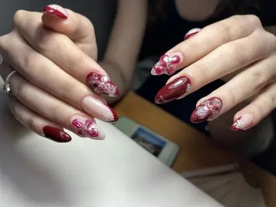 Deni nails