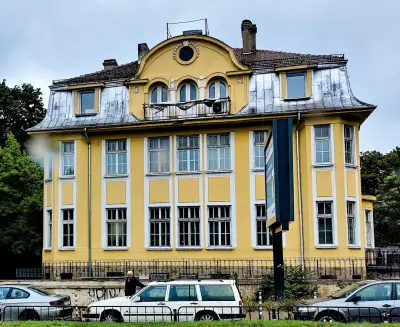 Академия "Никола Тесла"
