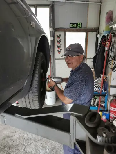 Автомобилен сервиз Ауспуси КарАуспо