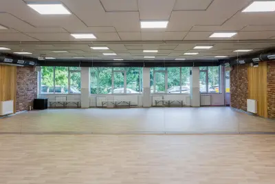 One Space - Танци, Йога, Бойни Изкуства.