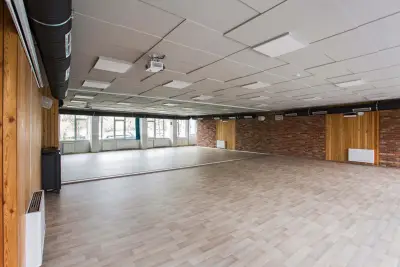 One Space - Танци, Йога, Бойни Изкуства.