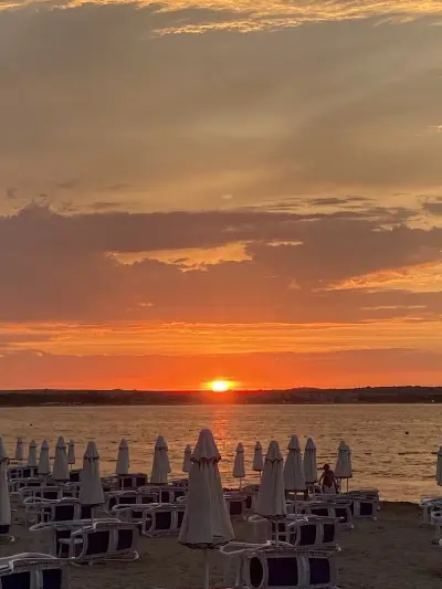 Плажен бар Оранжево