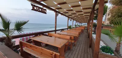 Aura Beach Bar and Food