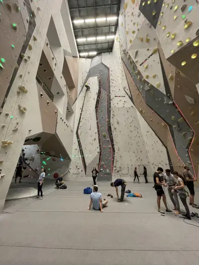 Momentum indoor climbing