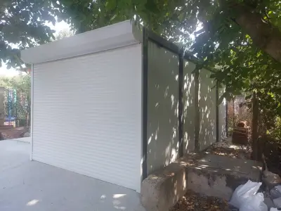 AM Container