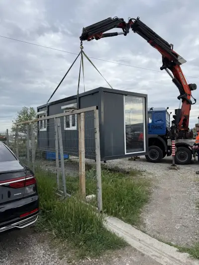 AM Container