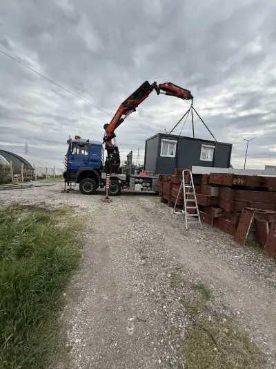 AM Container