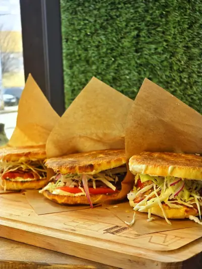 MaliBeograd Srpski Burger