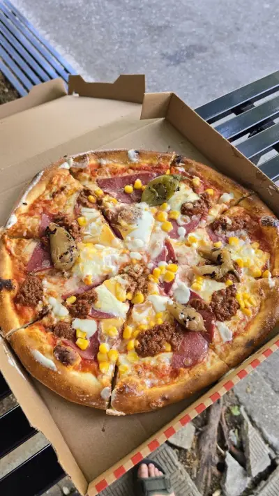 Amigo's Pizza