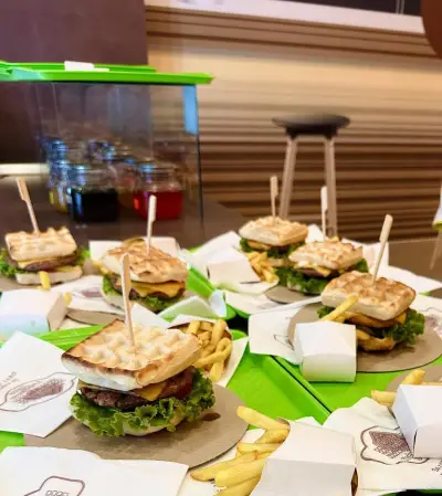 Waffle World / Гофретен Свят | Mall Rousse
