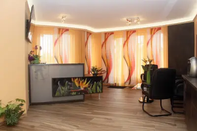Боуен Център / Bowen Center