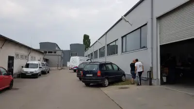 Джусита Дес ООД (хале)