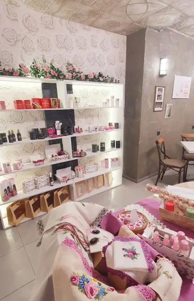 Bulgarian Rose Shop Sofia - One Bulgarian Rose