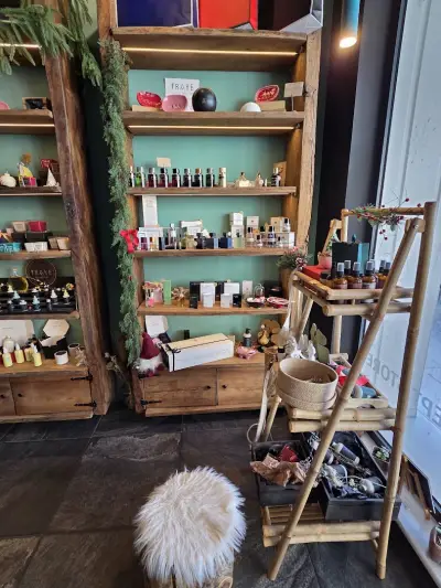 TRAKE Concept Store - Магазин за натурална козметика, ароматни свещи и подаръци с Роза Дамасцена